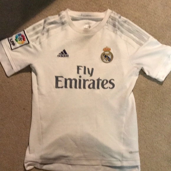 2016 Real Madrid jersey - Picture 1 of 4